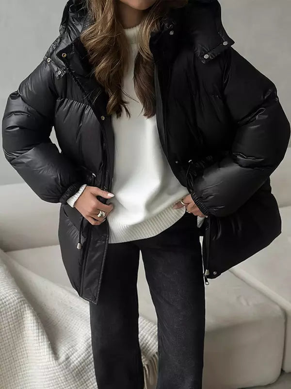 Puffer jacket hood detail