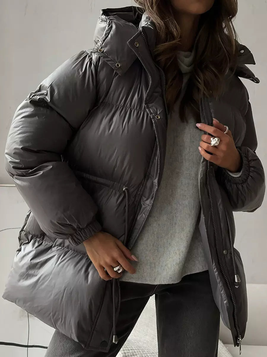 Puffer jacket hood detail