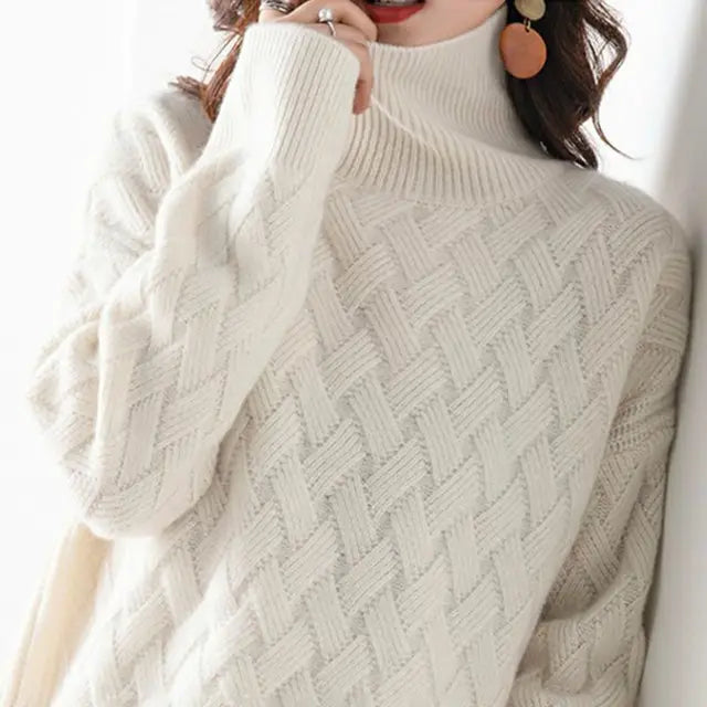 Lena | Oversized Turtleneck Sweater in Thick Knit