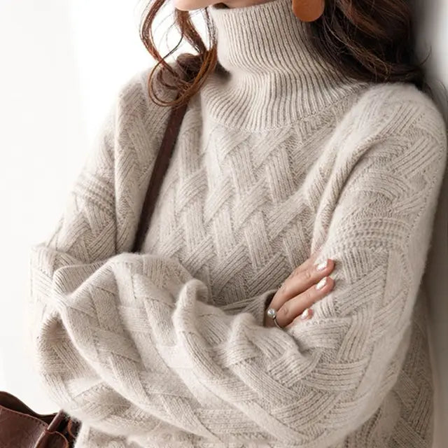 Lena | Oversized Turtleneck Sweater in Thick Knit
