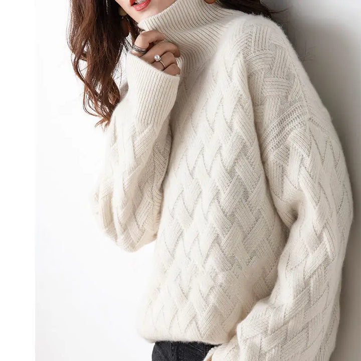 Lena | Oversized Turtleneck Sweater in Thick Knit