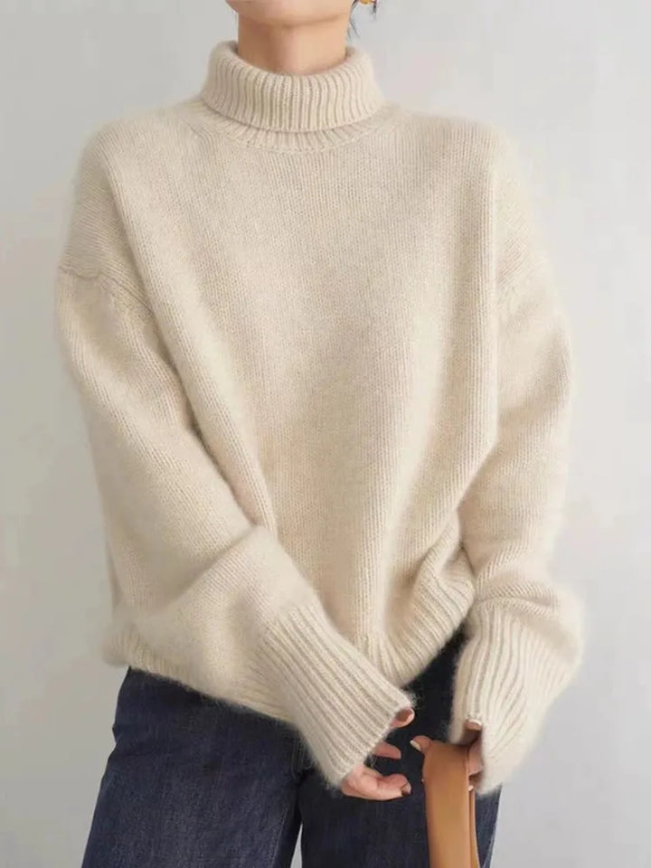 Seraphina | Oversized Turtleneck Sweater in Soft Knit