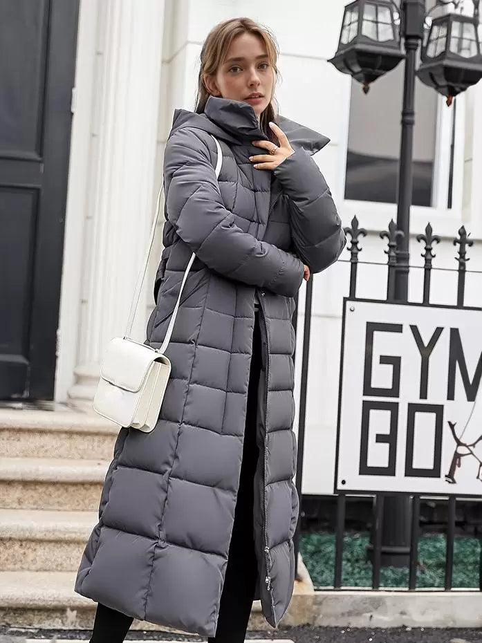 Puffer coat collar detail