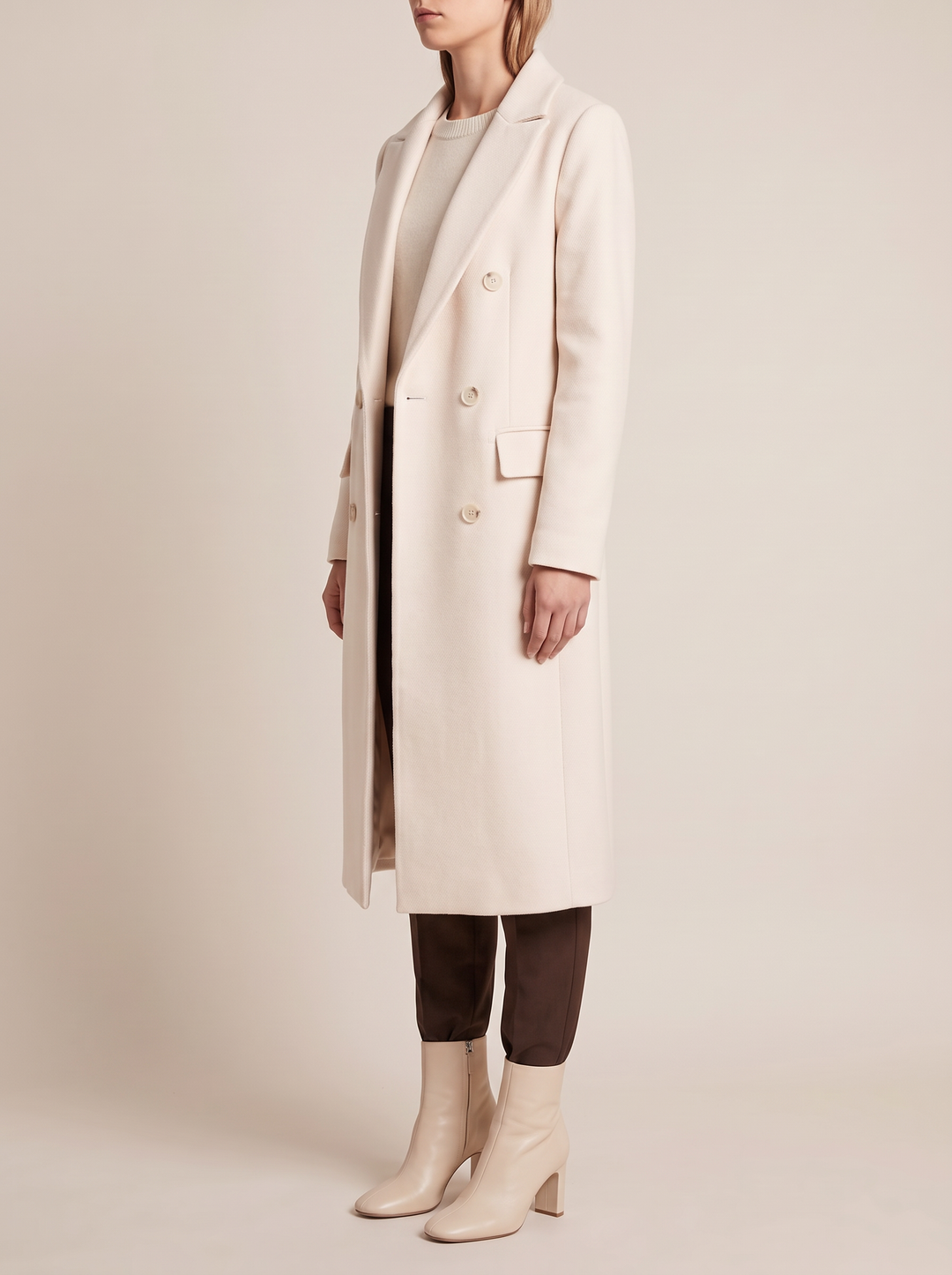 Ines coat, cream, side view