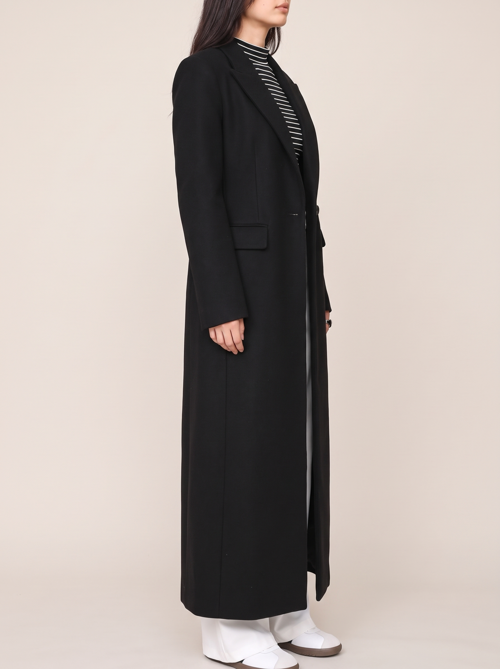 Camille coat, black, side view